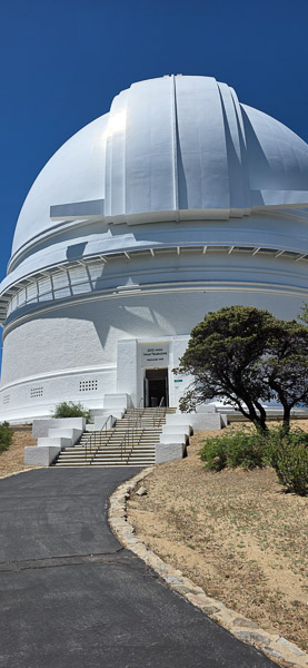 200-inch (5.1-meter) Hale Telescope observatory